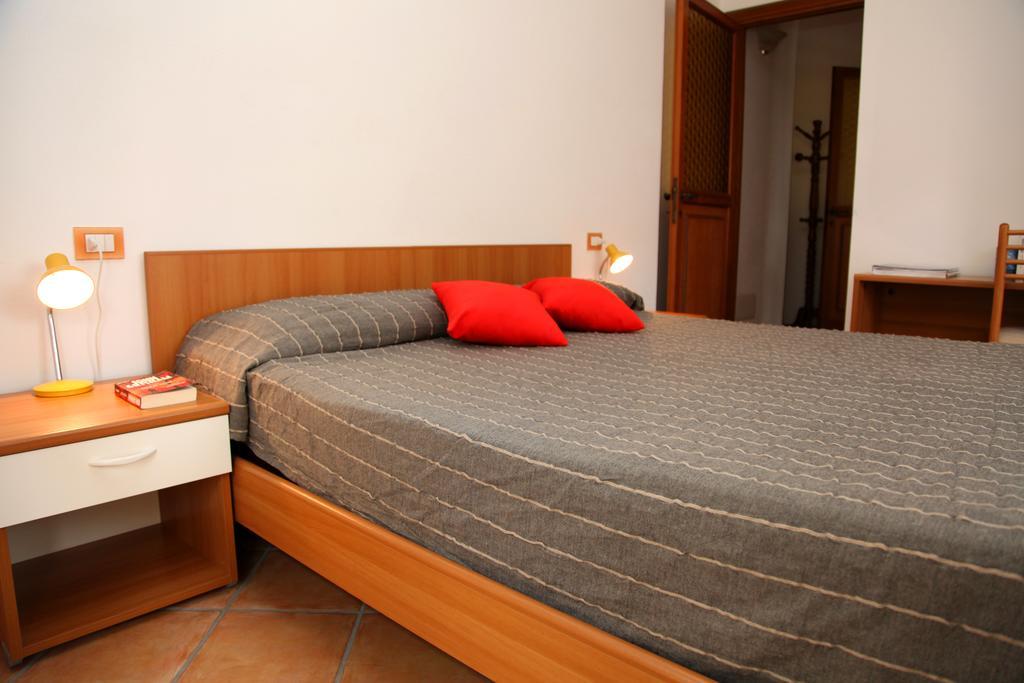 Aparthotel La Contessa Santa Teresa Gallura Exterior foto