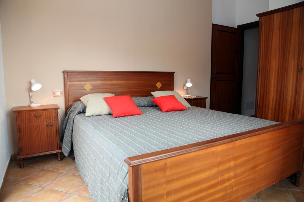 Aparthotel La Contessa Santa Teresa Gallura Zimmer foto