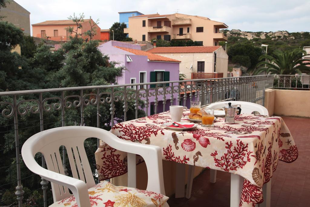 Aparthotel La Contessa Santa Teresa Gallura Zimmer foto